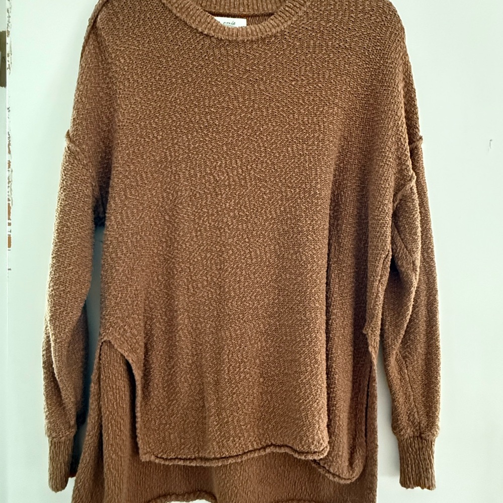 Cozy Oversized Aerie Women's Sweater in Brown